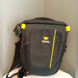 Mountainsmith Zoom Medium Camera Case I CONSIDER ALL OFFERS!